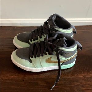 Kids Nike Air Jordan 1 Retro High tops